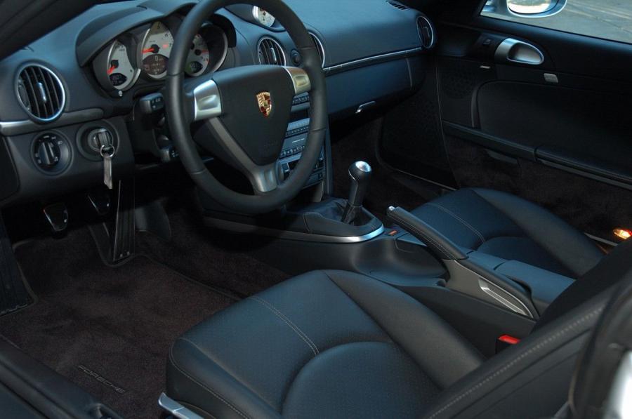  Porsche Cayman S 2008 года  (фото 37 из 54)